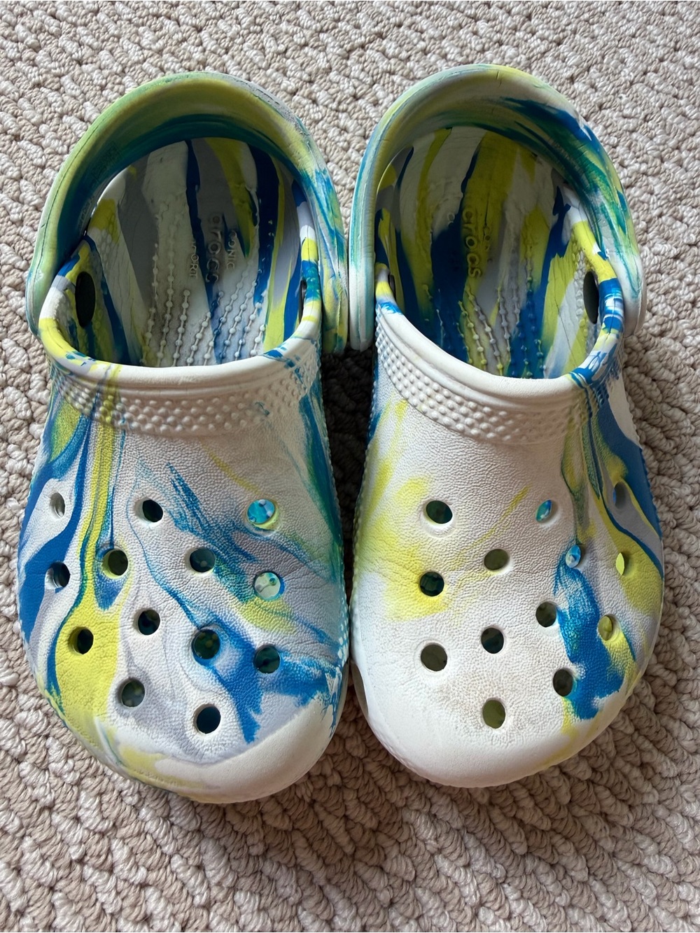 CROCS Kids Marble White Blue Yellow Slip-On Clogs